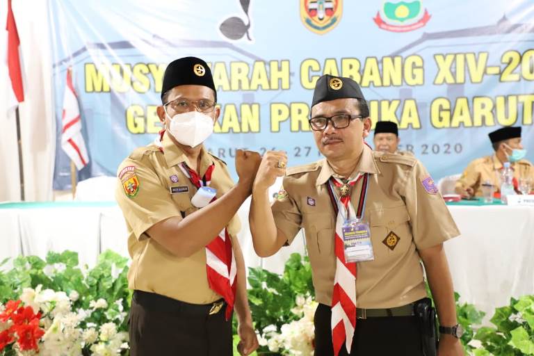 Wakil Bupati Garut Helmi Budiman terpilih menjadi Ketua Kwarcab Pramuka Kabupaten Garut masa bakti 2020-2025 (foto: humasgarut) 